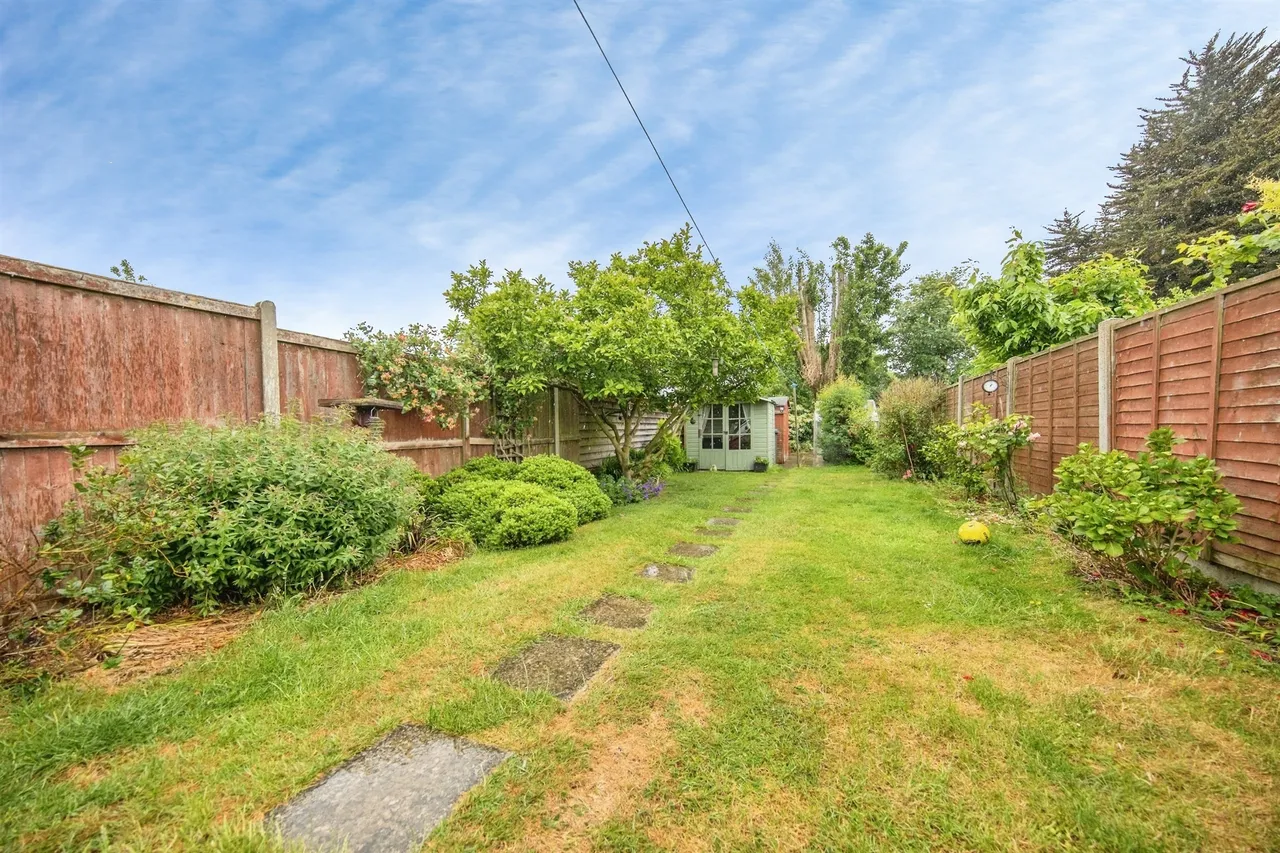 Warwick Avenue, Woodbridge, photo 12