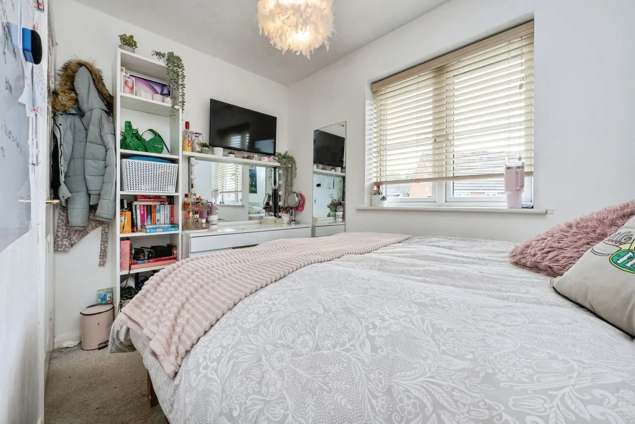 The Glebe, Clapham, Bedford, Bedfordshire, MK41, photo 19