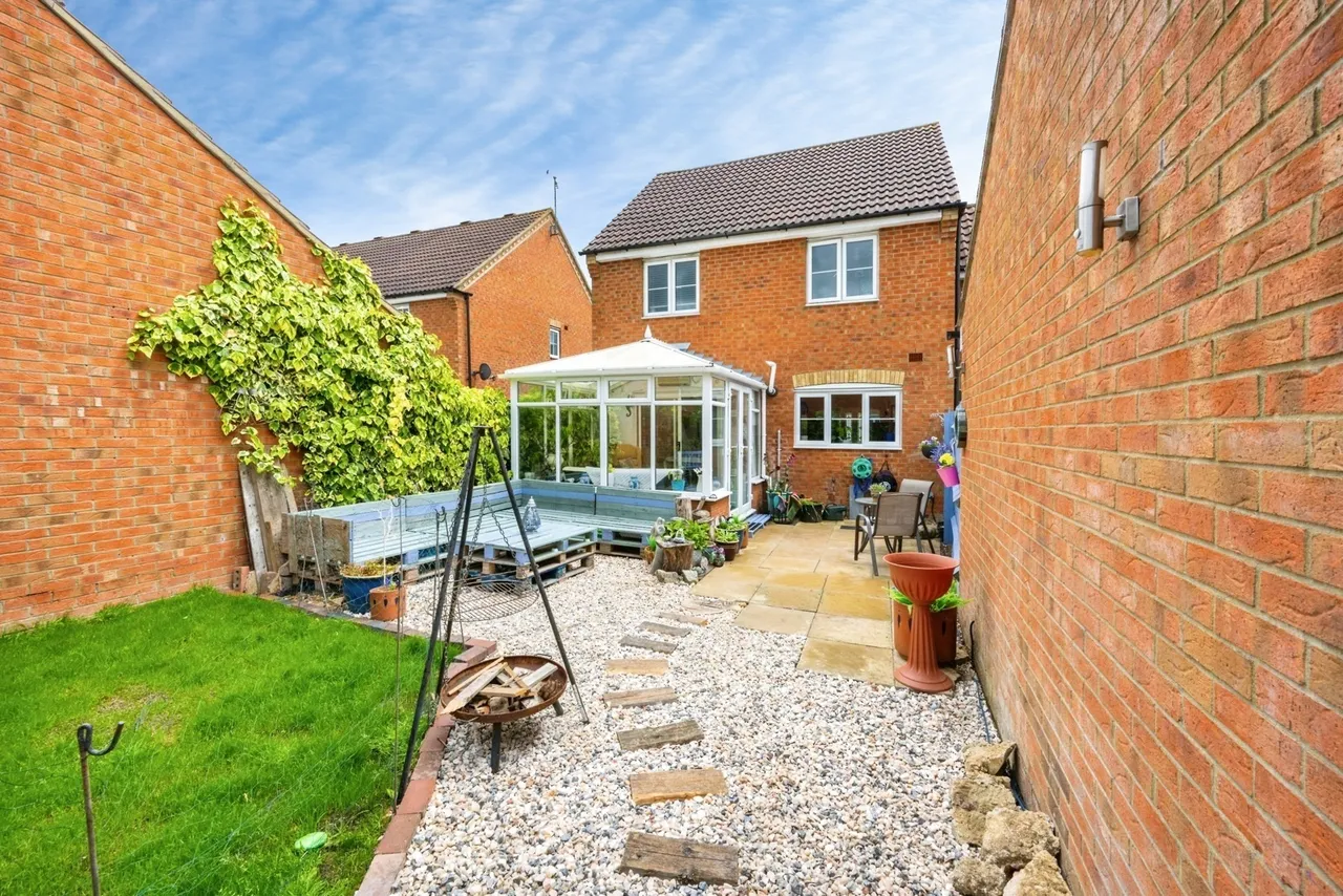 The Glebe, Clapham, Bedford, Bedfordshire, MK41, photo 22