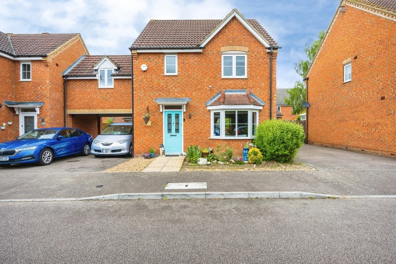 4 bed property for sale — The Glebe, Clapham, Bedford, Bedfordshire, MK41