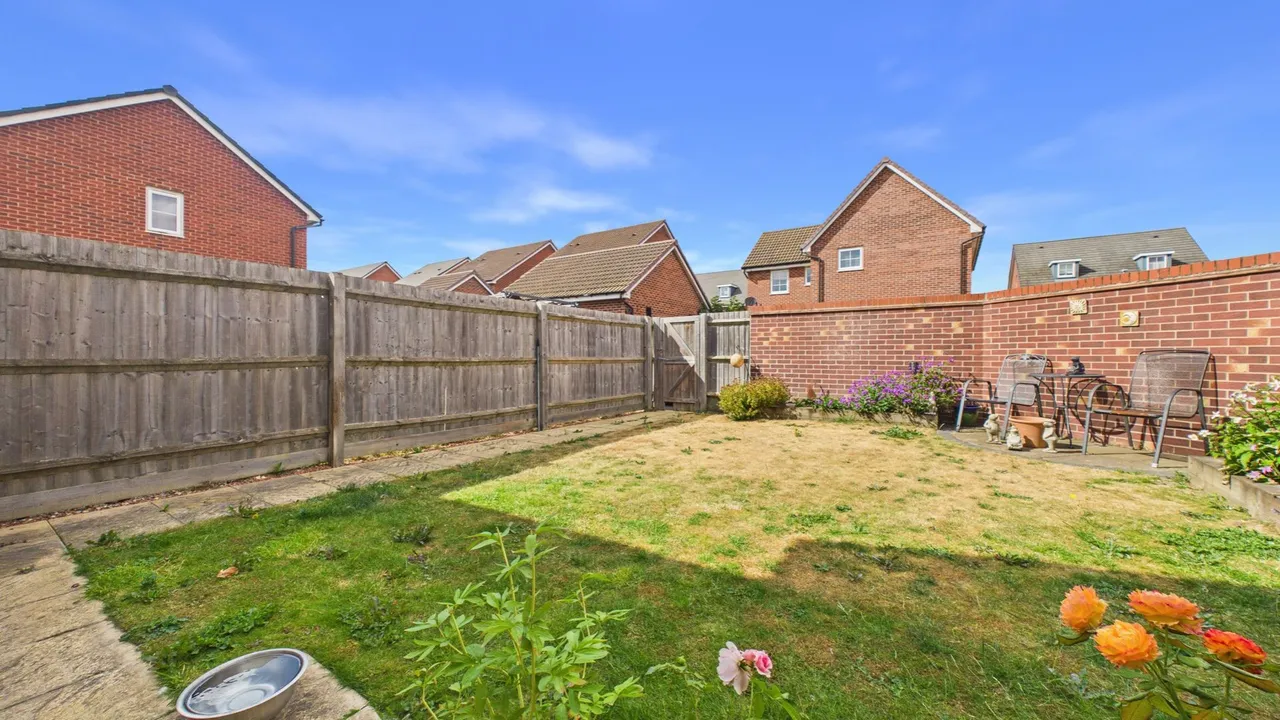 Southwell Way, Bourne, PE10, photo 2