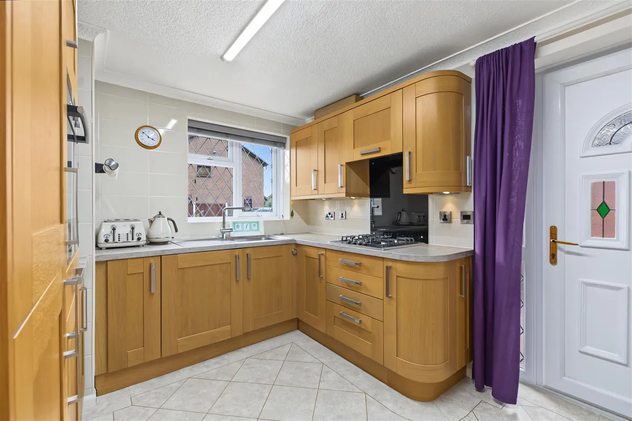 Copseside Close, Long Eaton, NG10, photo 6