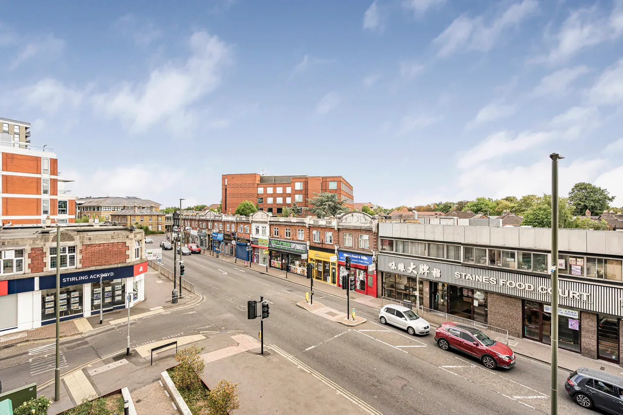 Fairfield Avenue, Staines-upon-Thames, TW18, photo 19