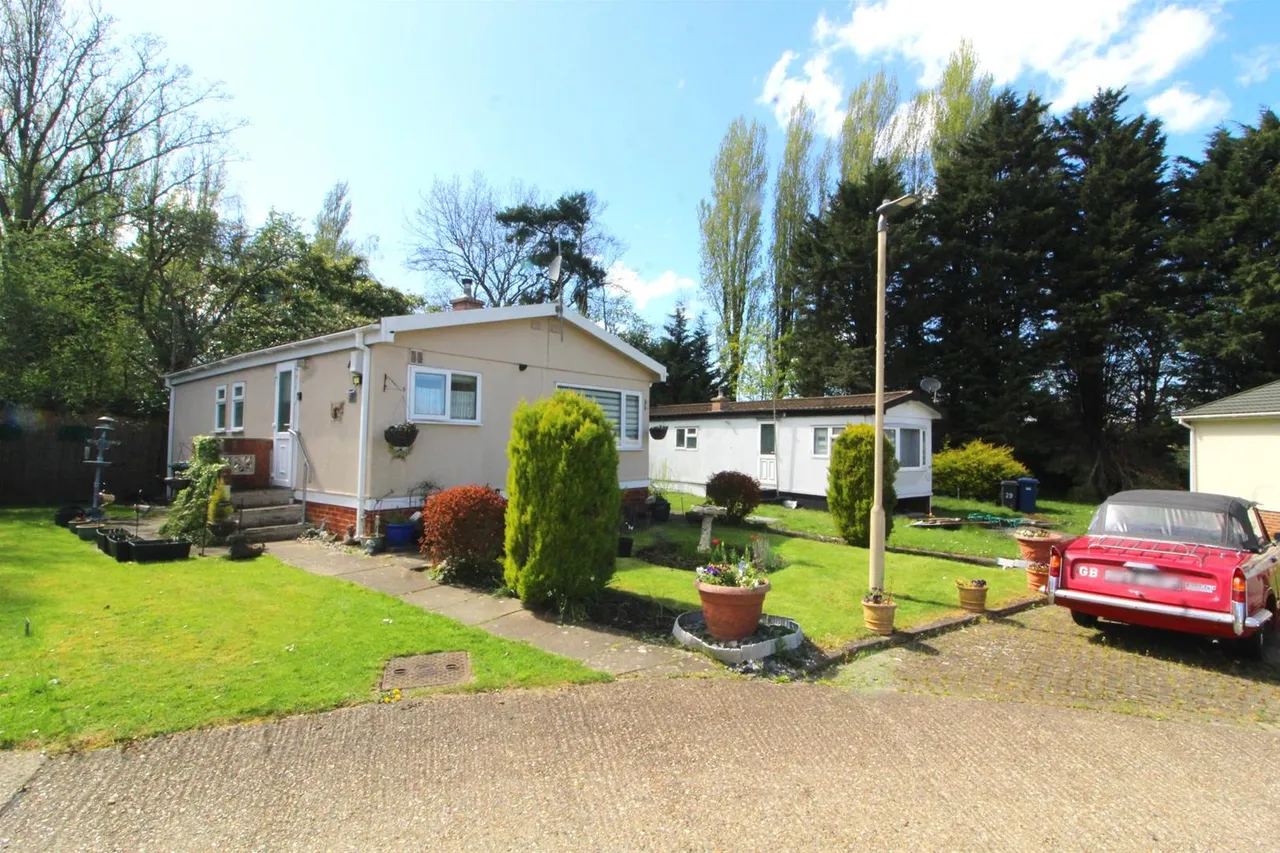 2 bed property for sale — Barnet Road, Barnet EN5 3JQ