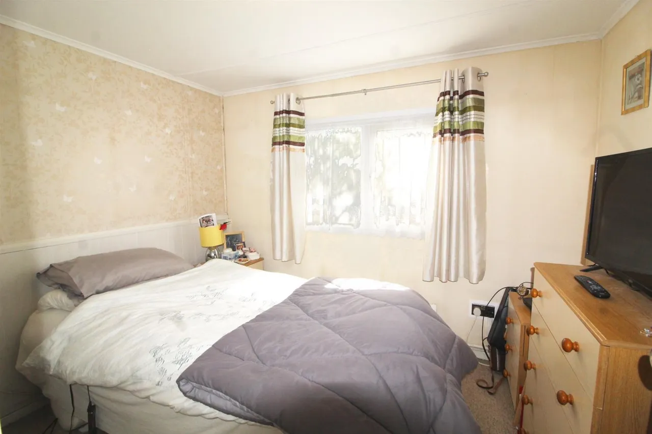 Barnet Road, Barnet EN5 3JQ, photo 6
