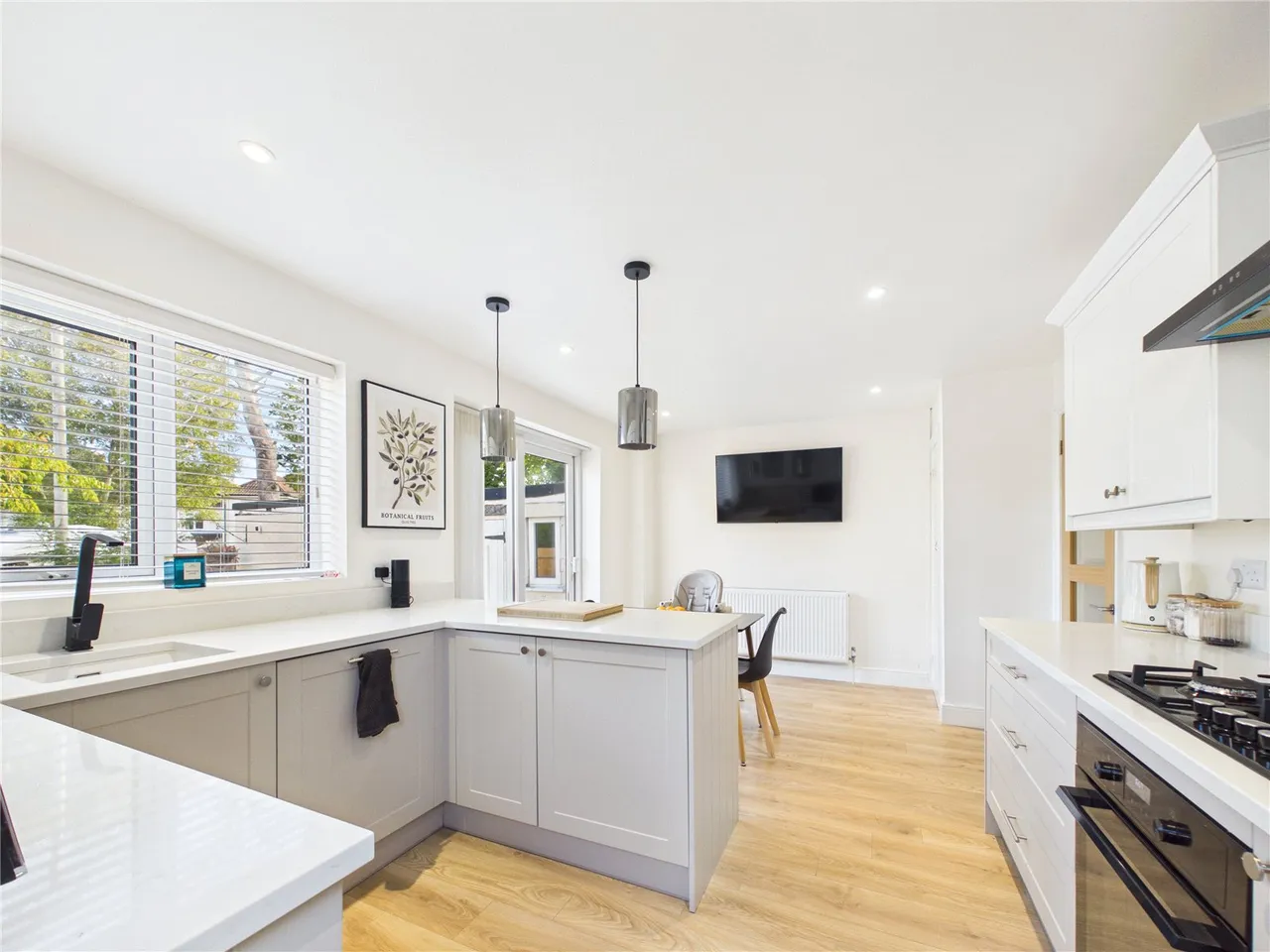 Woodward Drive, Longwell Green, BS30, photo 3