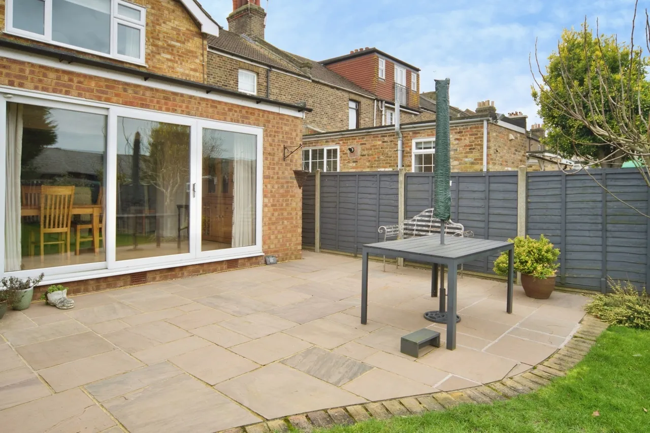 Cromwell Avenue, Cheshunt, Waltham Cross, Hertfordshire, EN7, photo 8