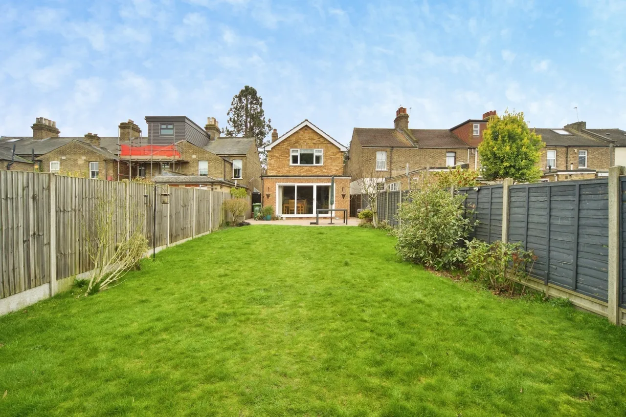 Cromwell Avenue, Cheshunt, Waltham Cross, Hertfordshire, EN7, photo 9