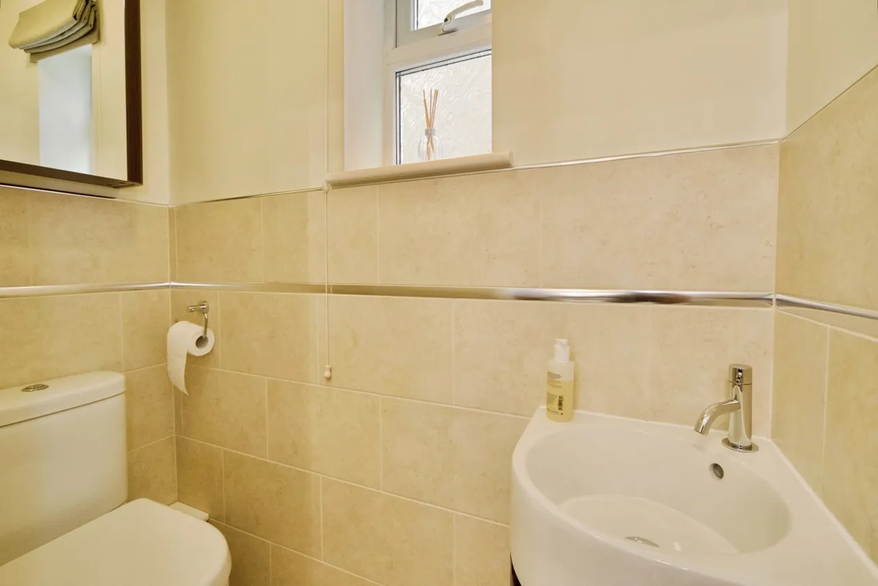 Cromwell Avenue, Cheshunt, Waltham Cross, Hertfordshire, EN7, photo 7