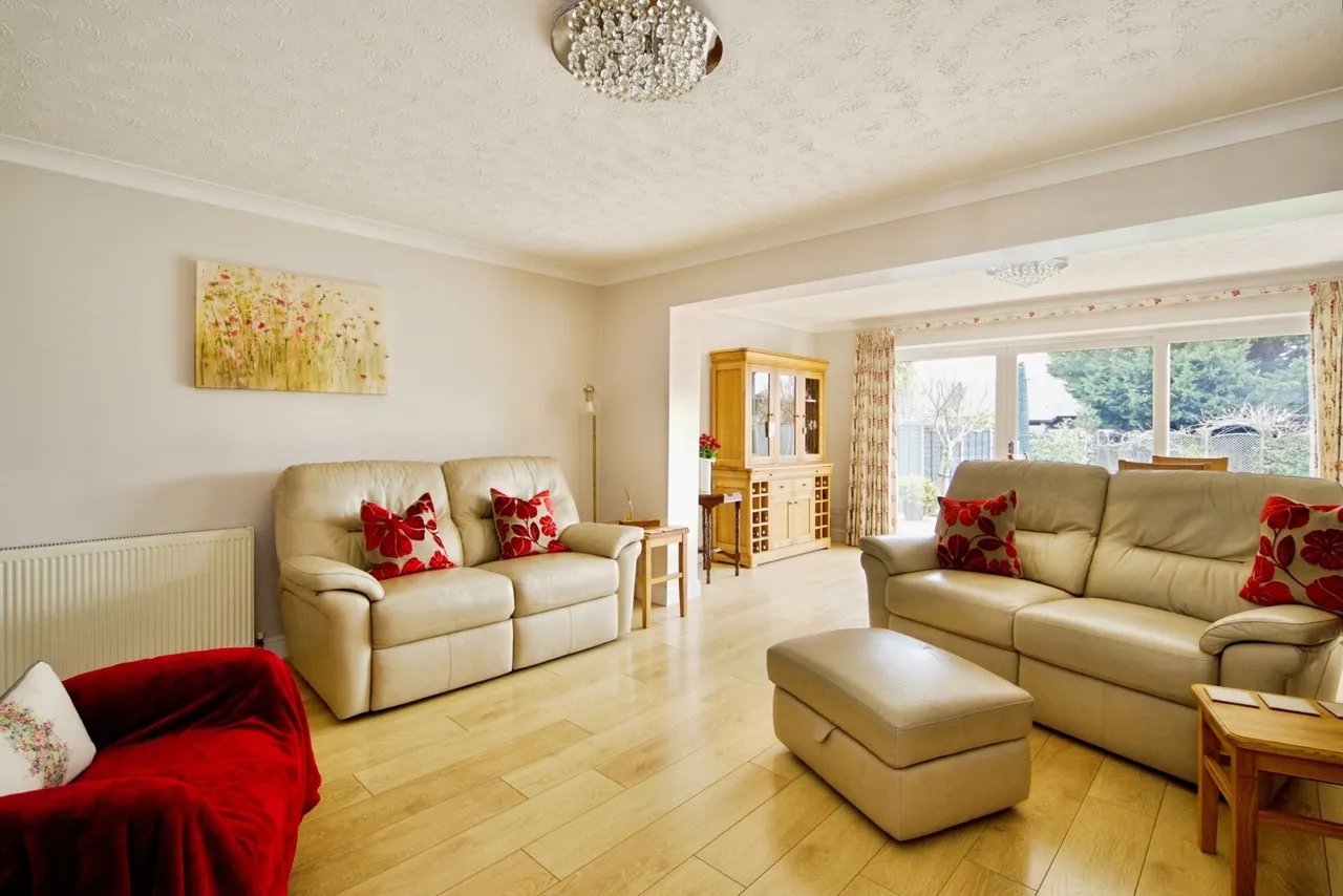 Cromwell Avenue, Cheshunt, Waltham Cross, Hertfordshire, EN7, photo 2