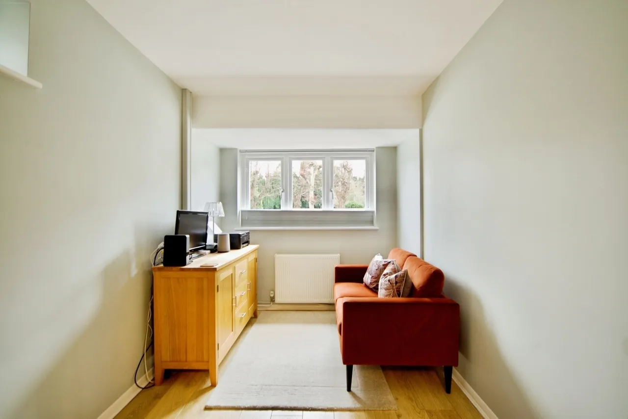 Cromwell Avenue, Cheshunt, Waltham Cross, Hertfordshire, EN7, photo 15