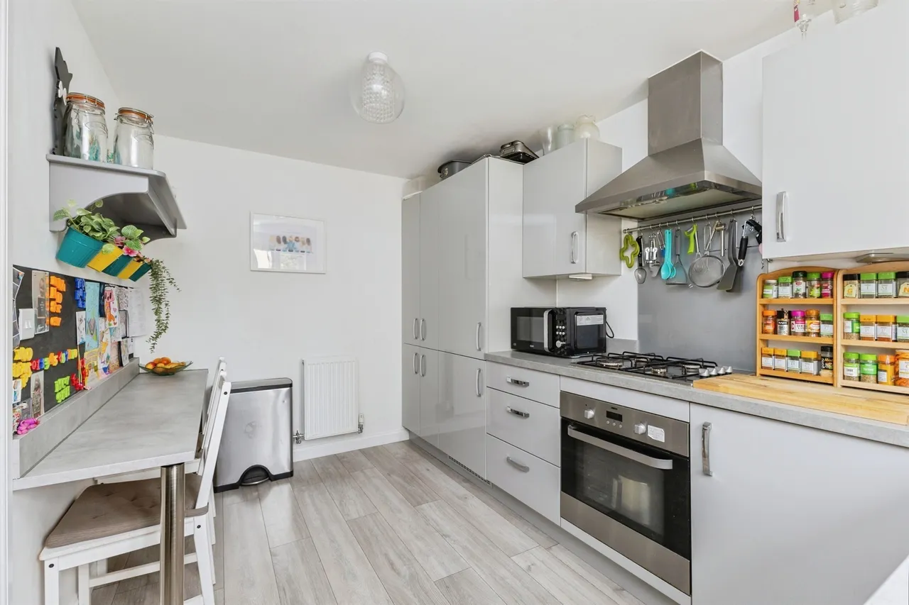 Gould Place, Newton Abbot, photo 6