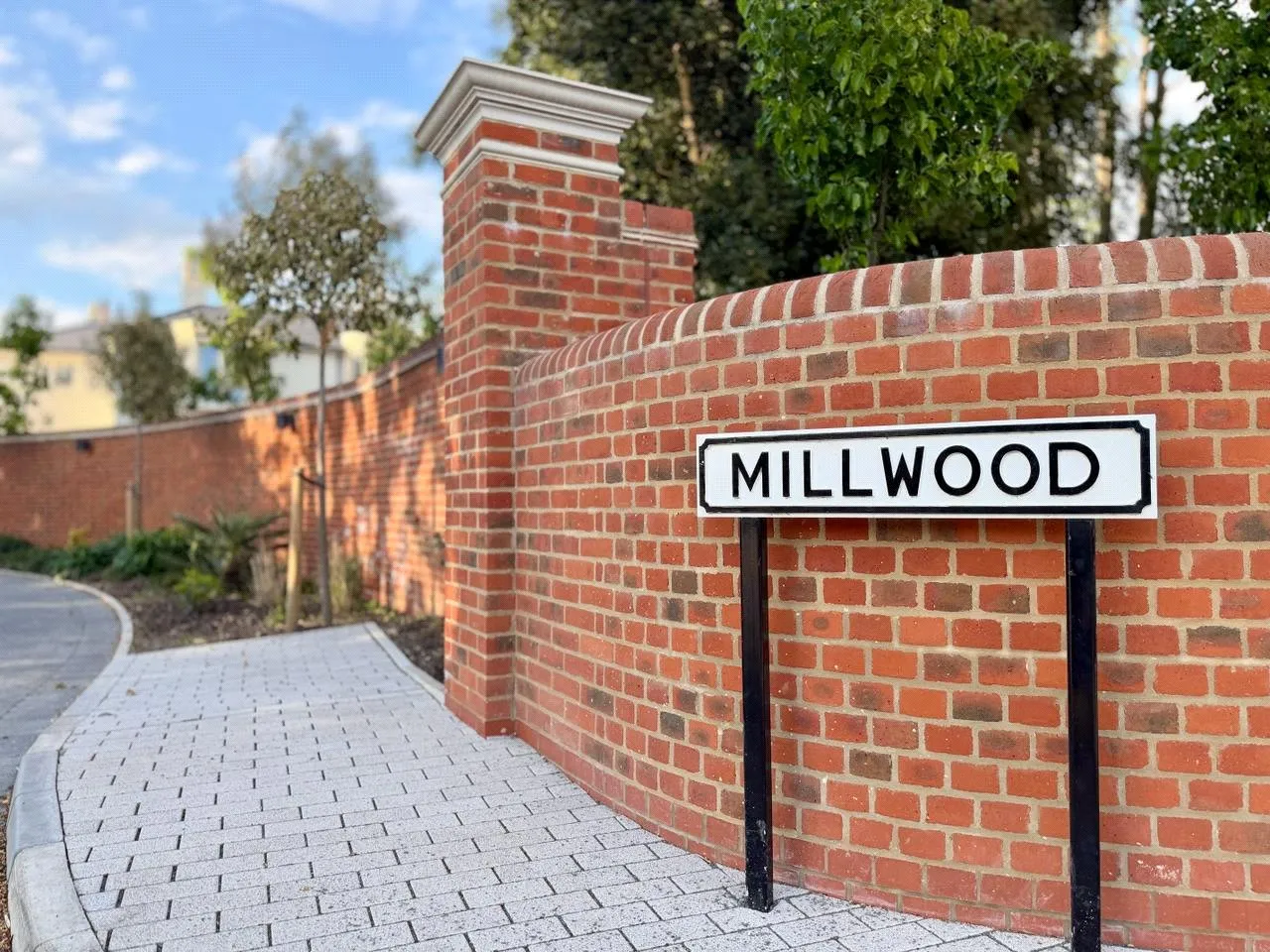 A beautifully proportioned new home with elegant finishes and a secluded west facing garden, photo 19