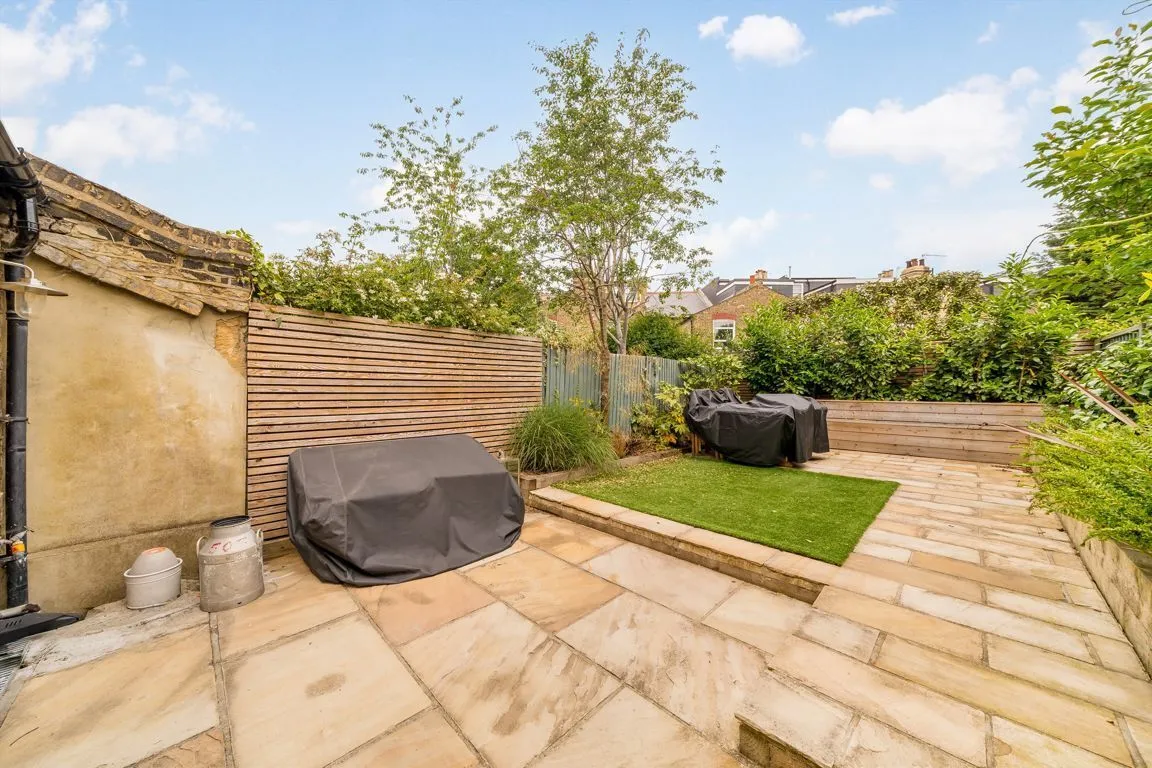Laitwood Road, SW12, photo 6