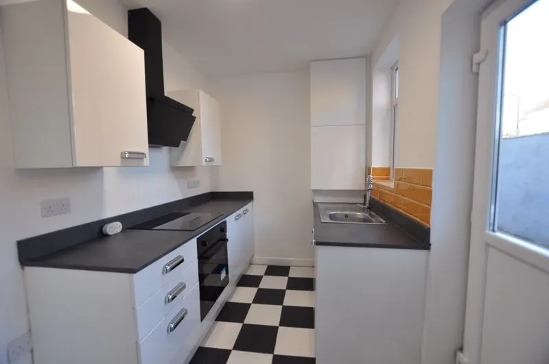 To LetPark Road, Adlington, photo 5