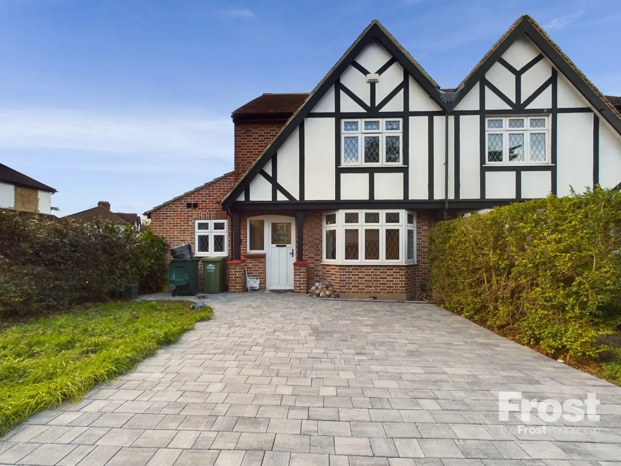 Ashford, Surrey, photo 9