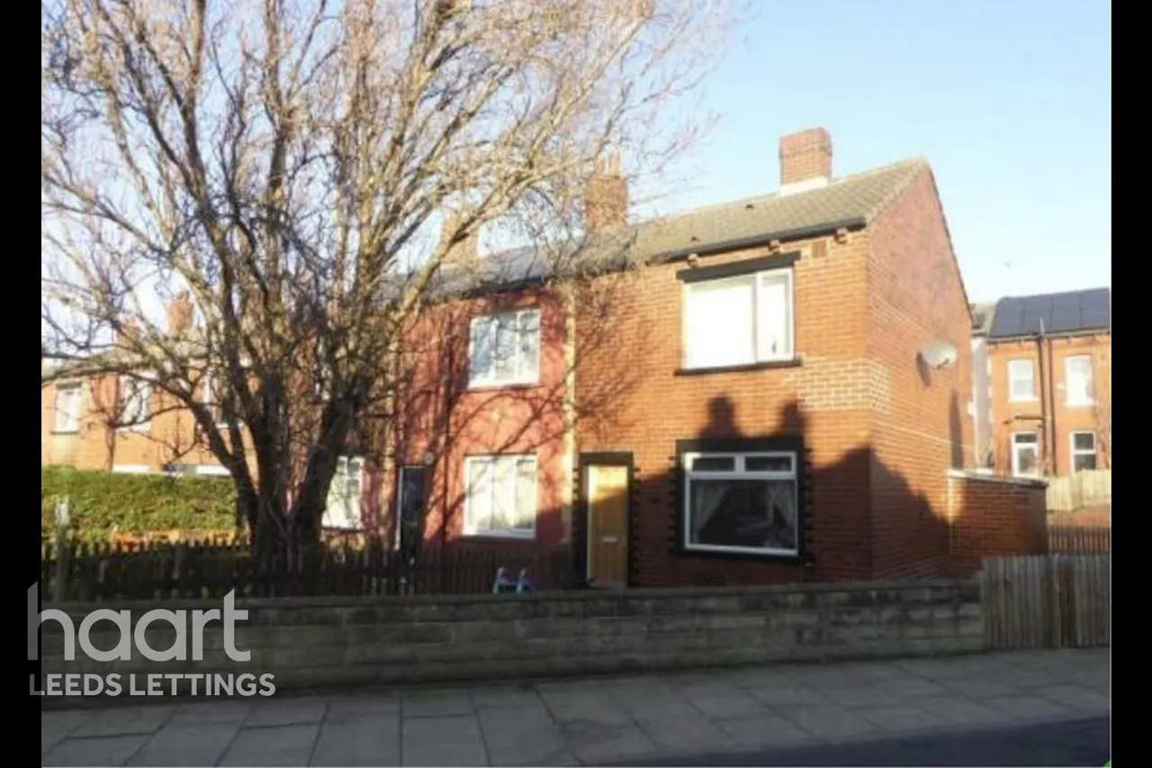 2 bed house to rent, Tilbury Grove, LS11