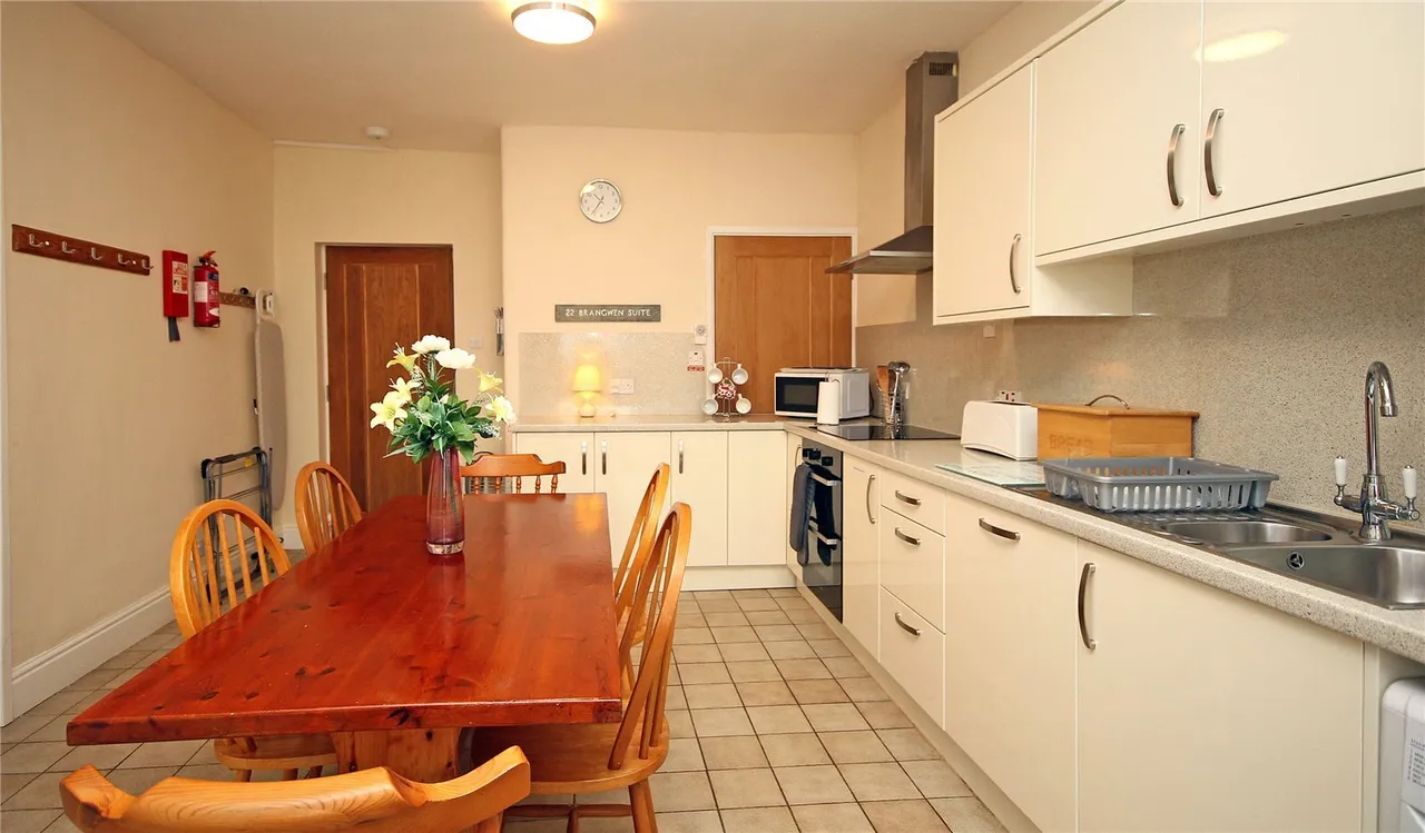 Lon Isallt, Trearddur Bay, photo 15