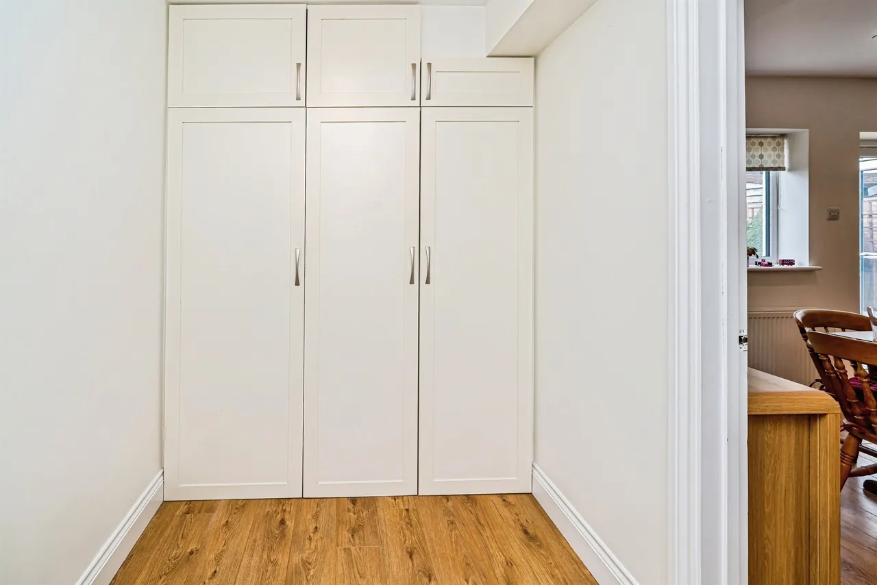 Mead Way, Slough, SL1, photo 8