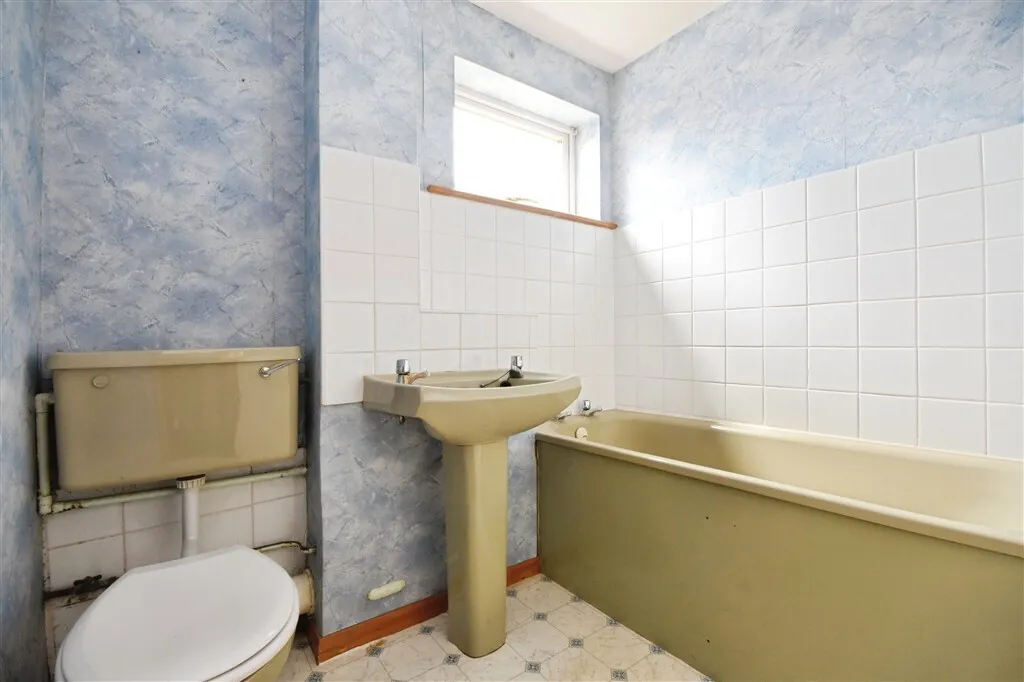 Braithwaite Avenue, ROMFORD, photo 5