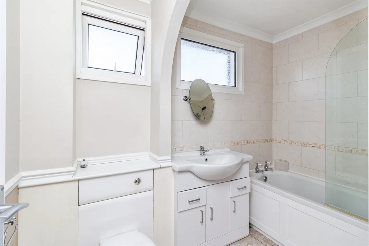 Edison Road, Stafford, ST16, photo 4