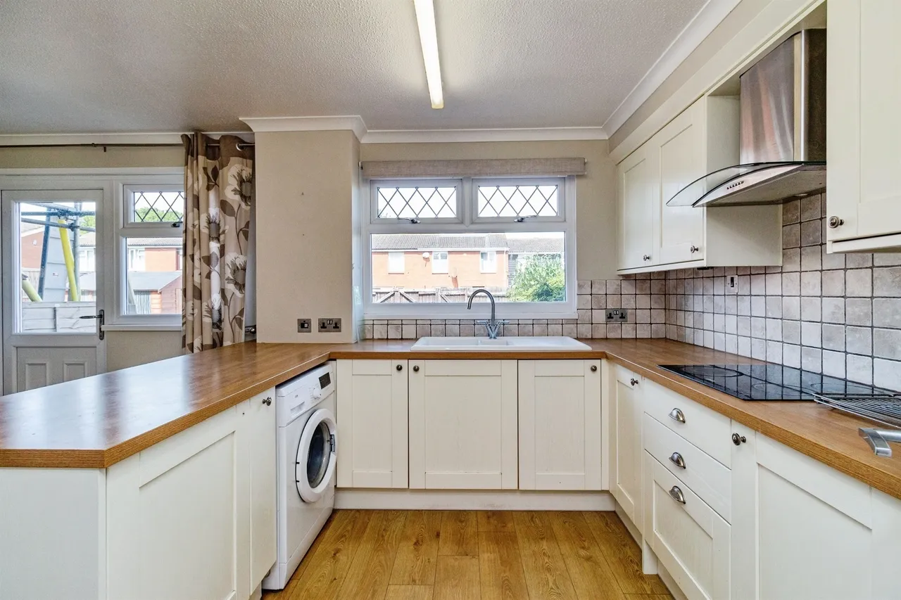 Edison Road, Stafford, ST16, photo 12