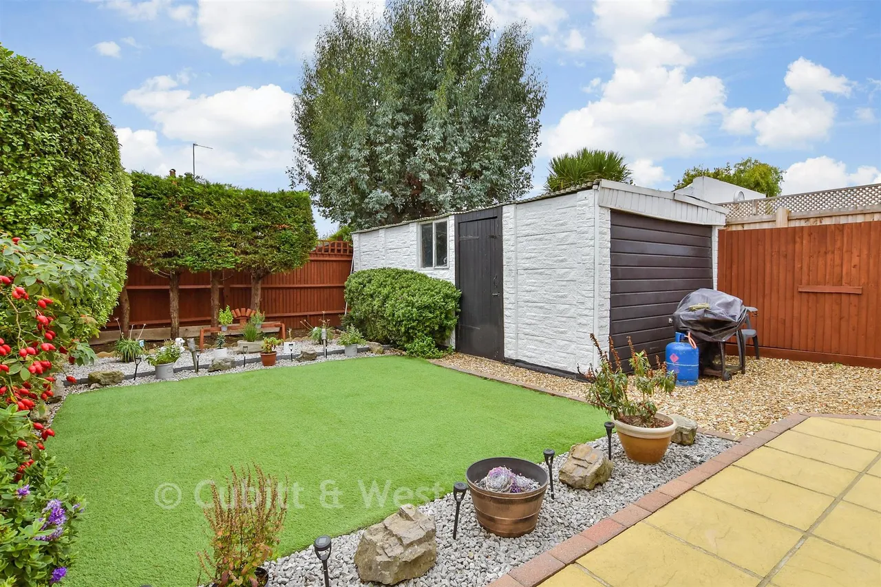Angus Road, Goring-By-Sea, BN12, photo 22