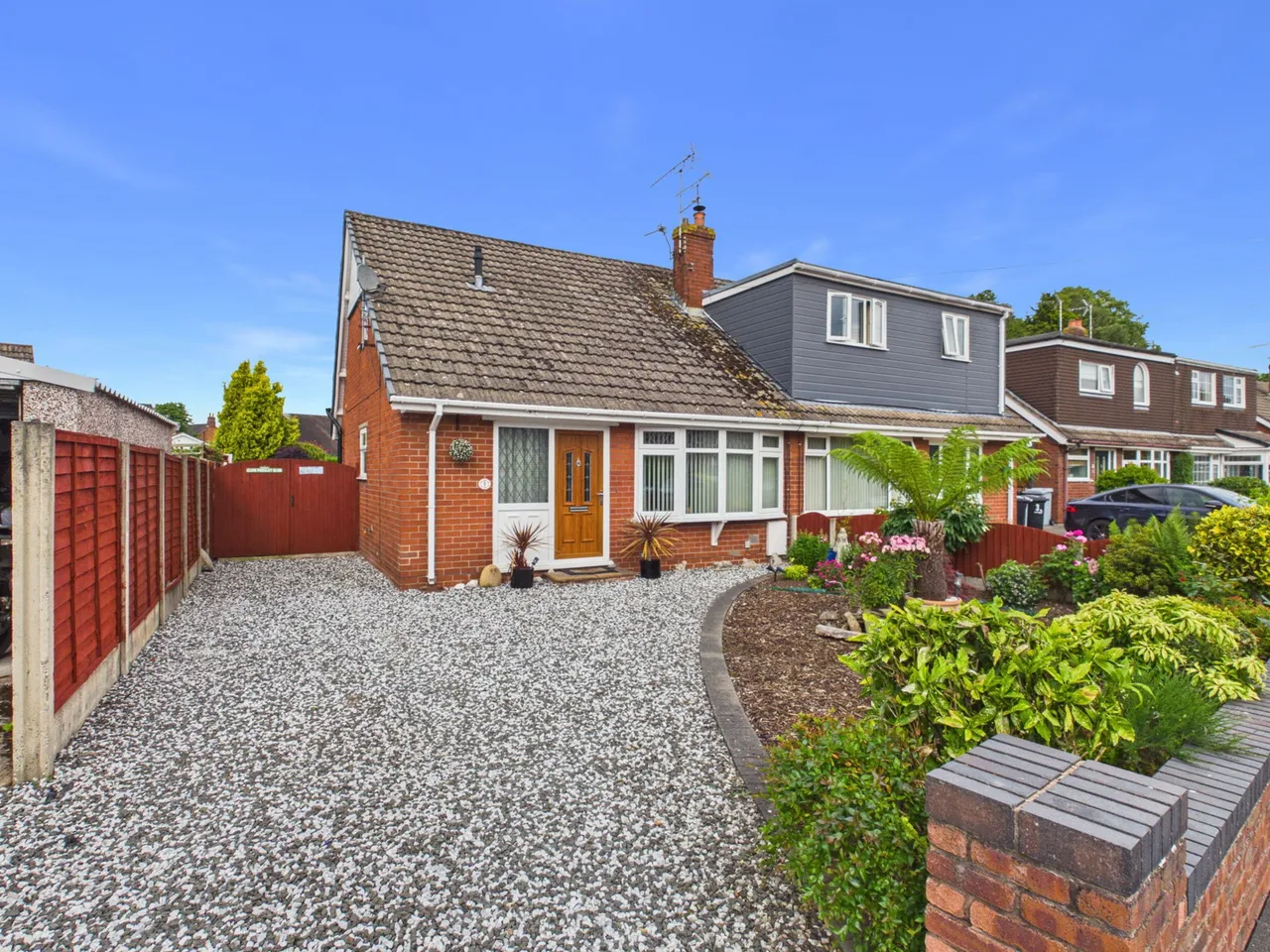 3 bed house for sale — Camelot Grove, Shavington, Crewe, CW2 5EL