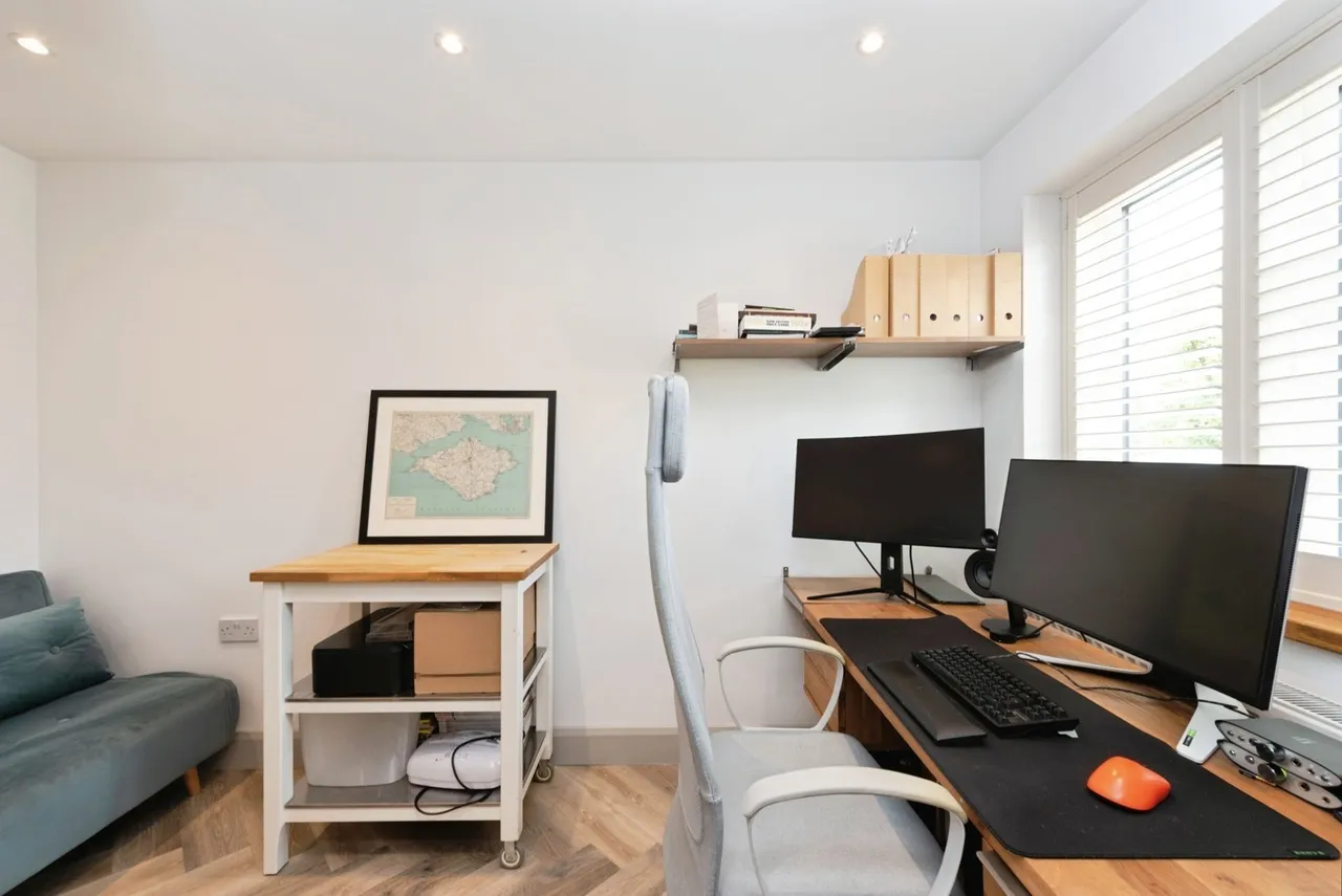 Glebe Gardens, New Malden, KT3, photo 18