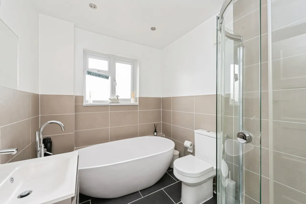 Glebe Gardens, New Malden, KT3, photo 13