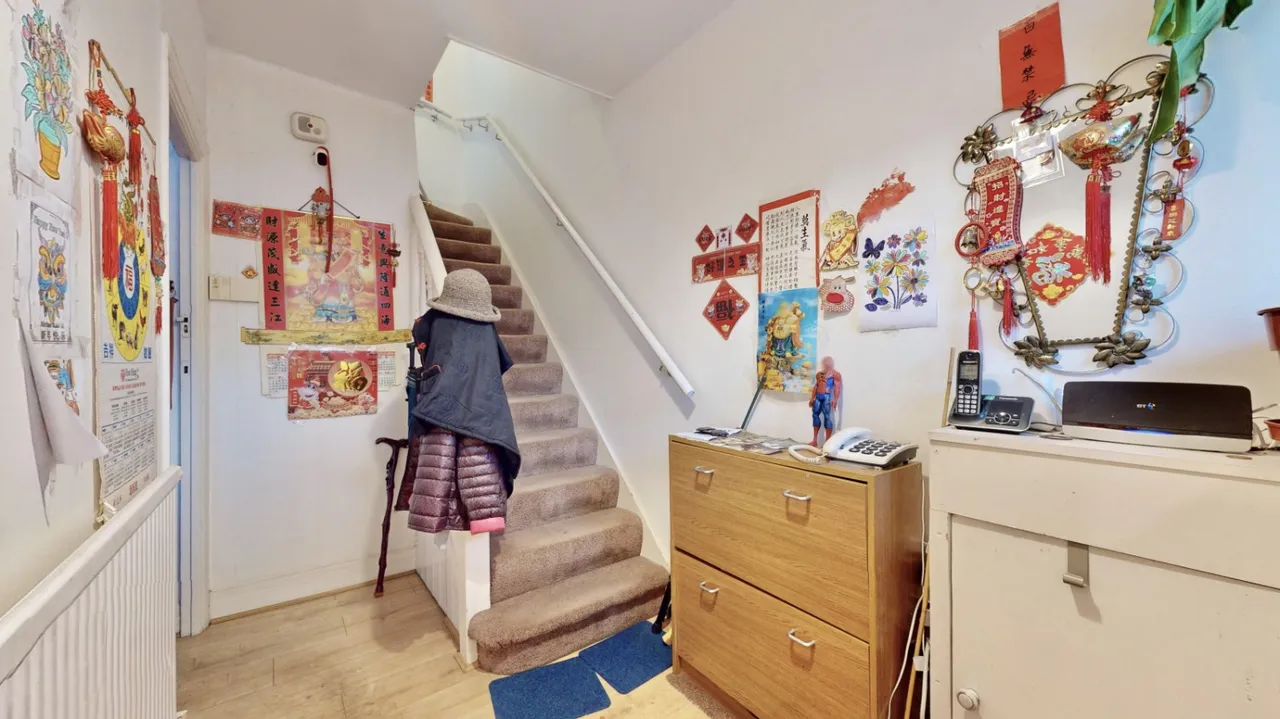 Kings Avenue, Greenford, UB6, photo 9