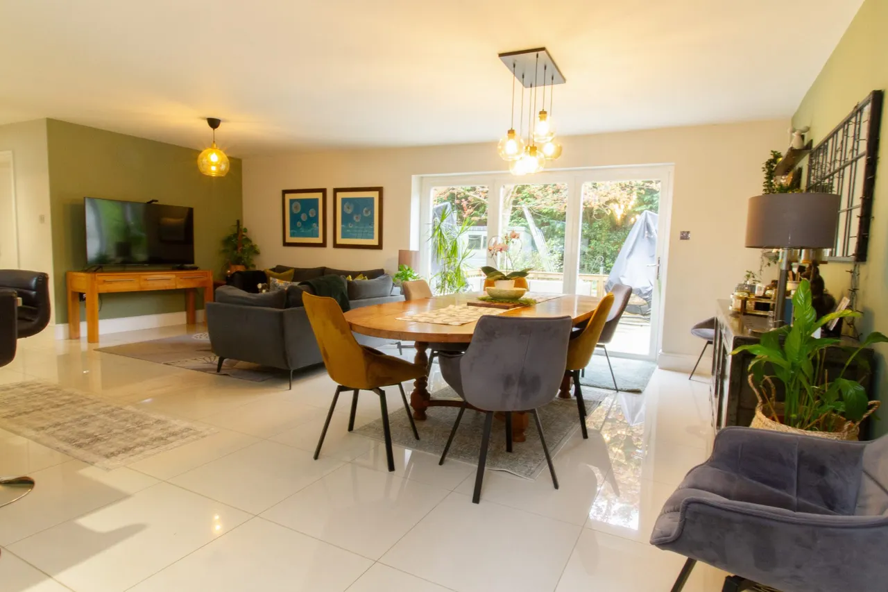 Elvetham Road, Fleet, GU51, photo 5