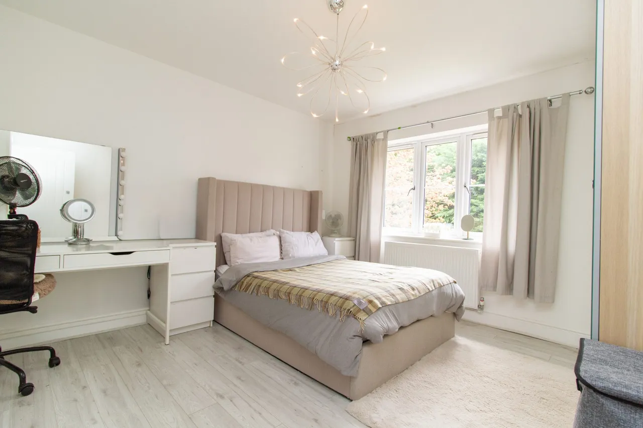 Elvetham Road, Fleet, GU51, photo 15