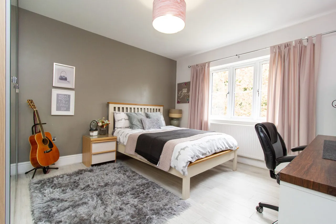 Elvetham Road, Fleet, GU51, photo 16