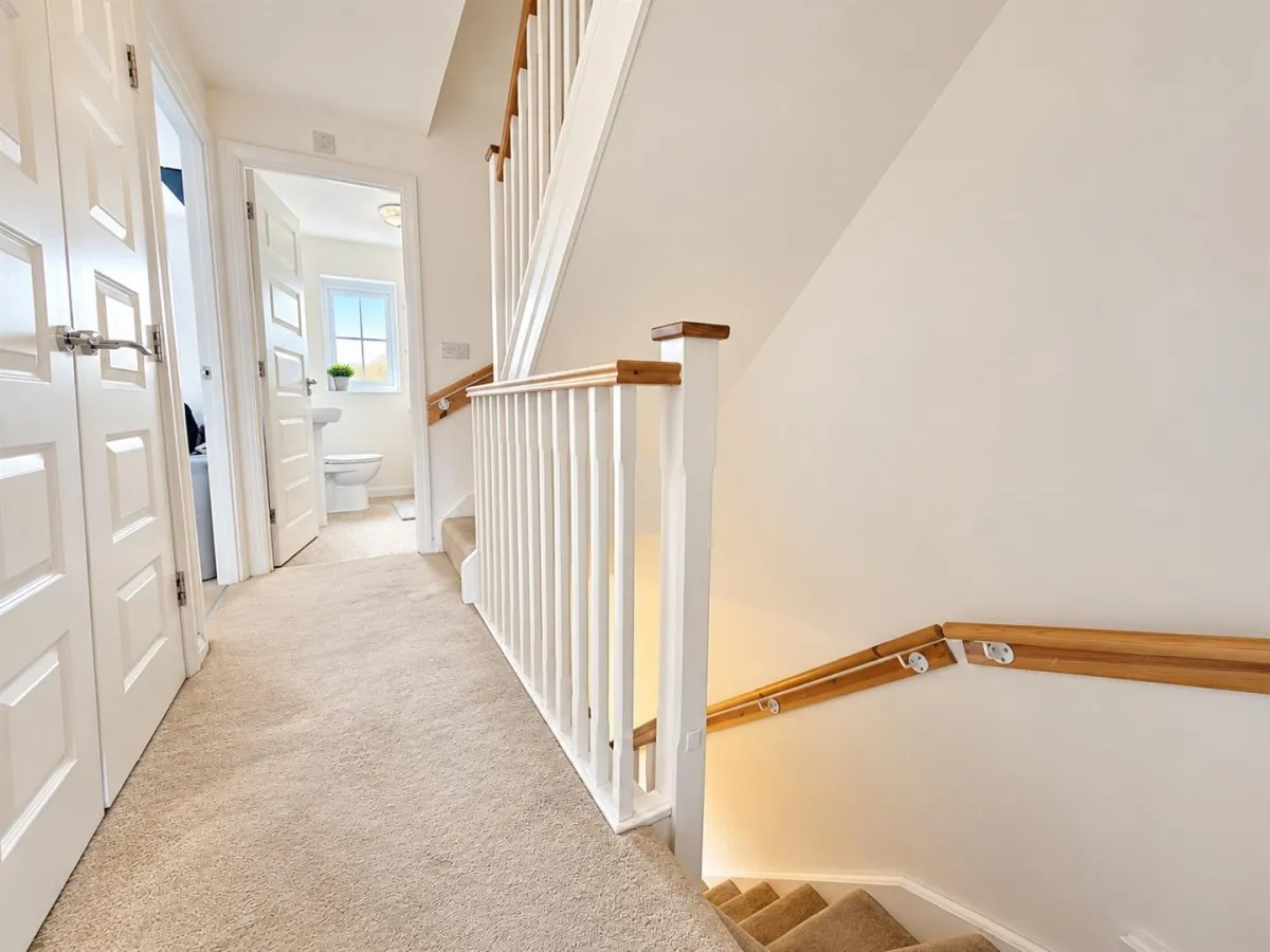 Buscombe Gardens, Hucclecote, GL3, photo 8
