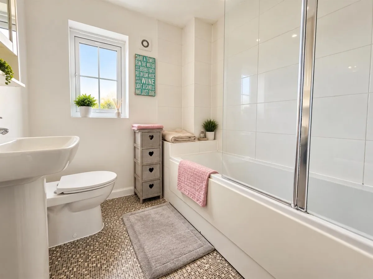 Buscombe Gardens, Hucclecote, GL3, photo 10