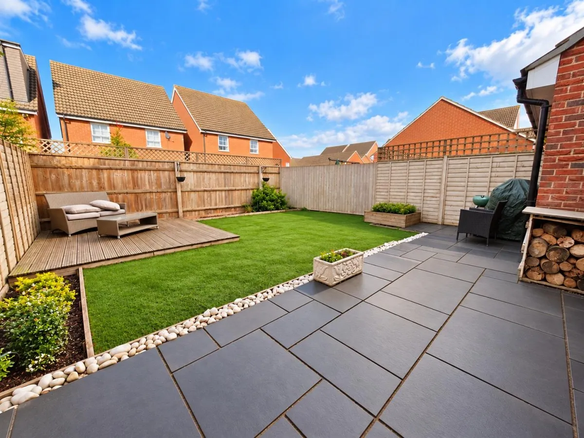 Buscombe Gardens, Hucclecote, GL3, photo 4