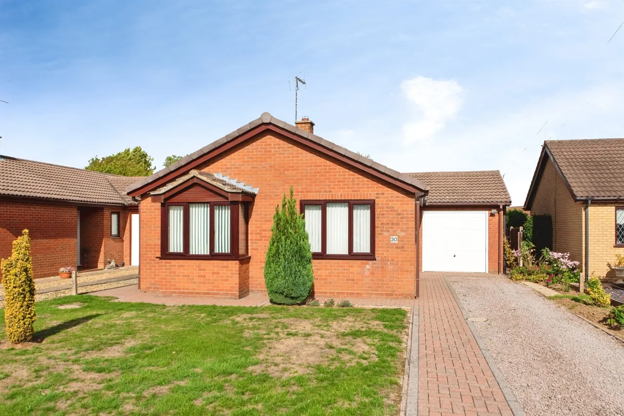 2 bed house for sale, Fairview Way, Spalding, PE11