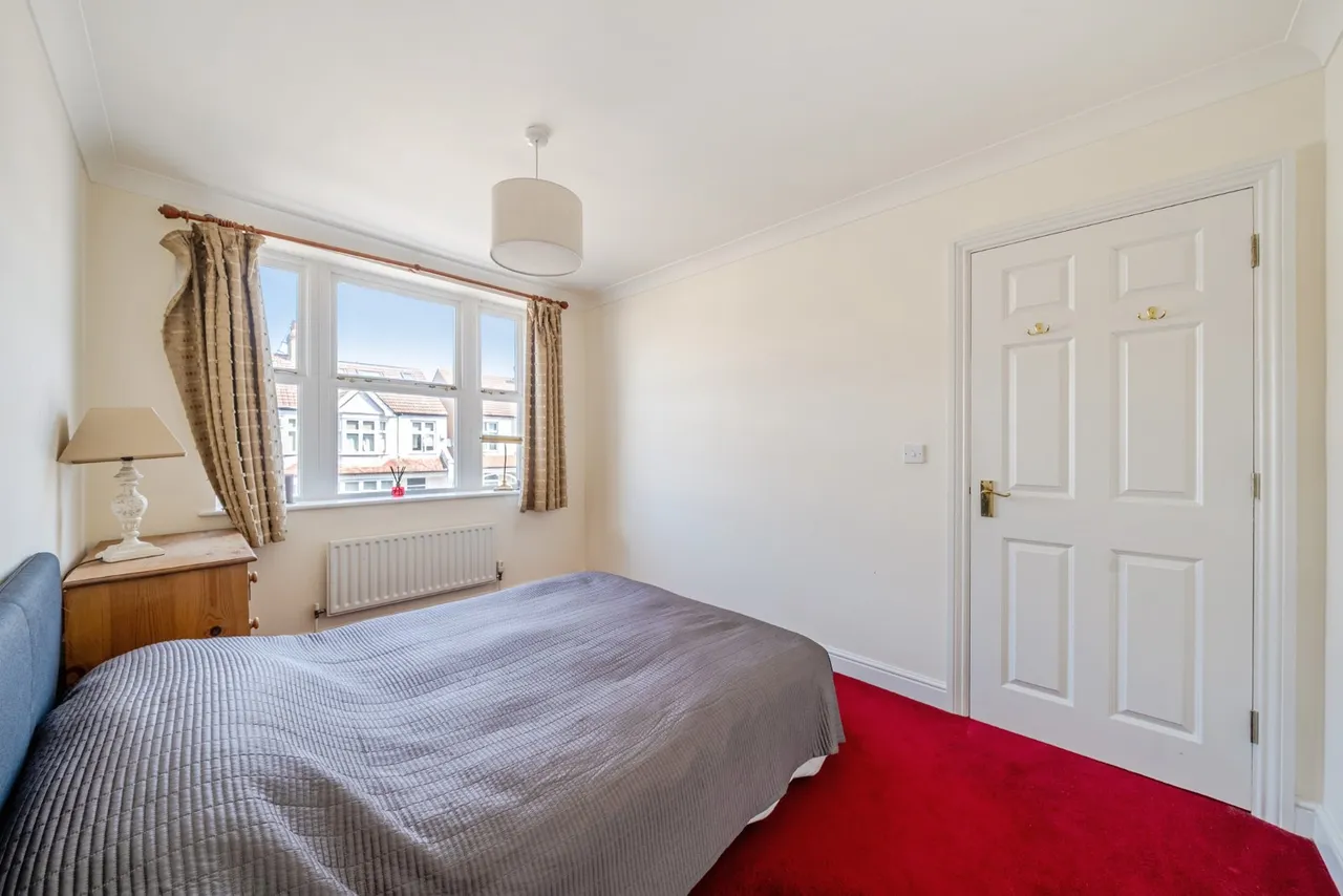 Kingston Road, Raynes Park, London, SW20, photo 7