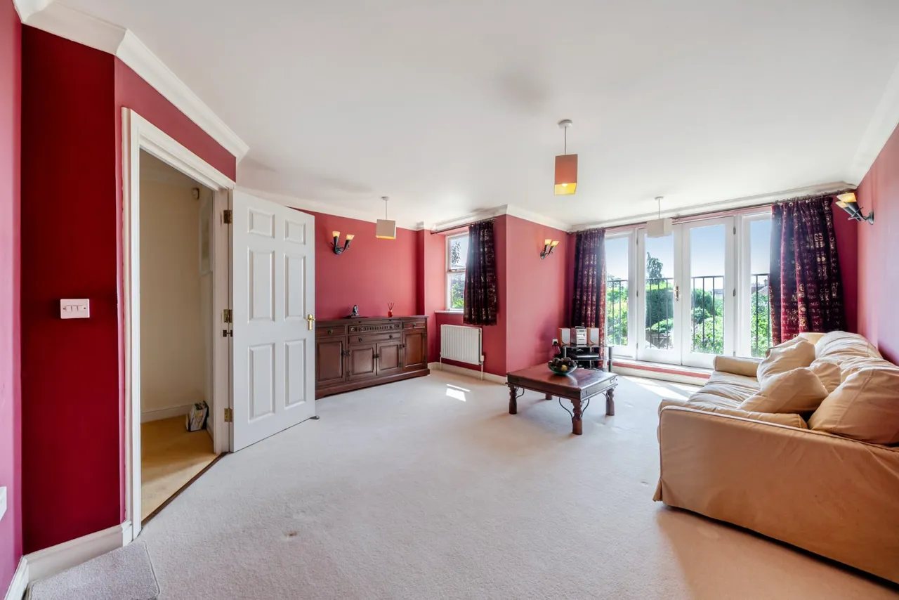 Kingston Road, Raynes Park, London, SW20, photo 2