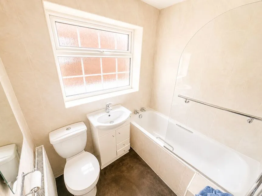 Langport Drive, Vicars Cross, CH3, photo 10