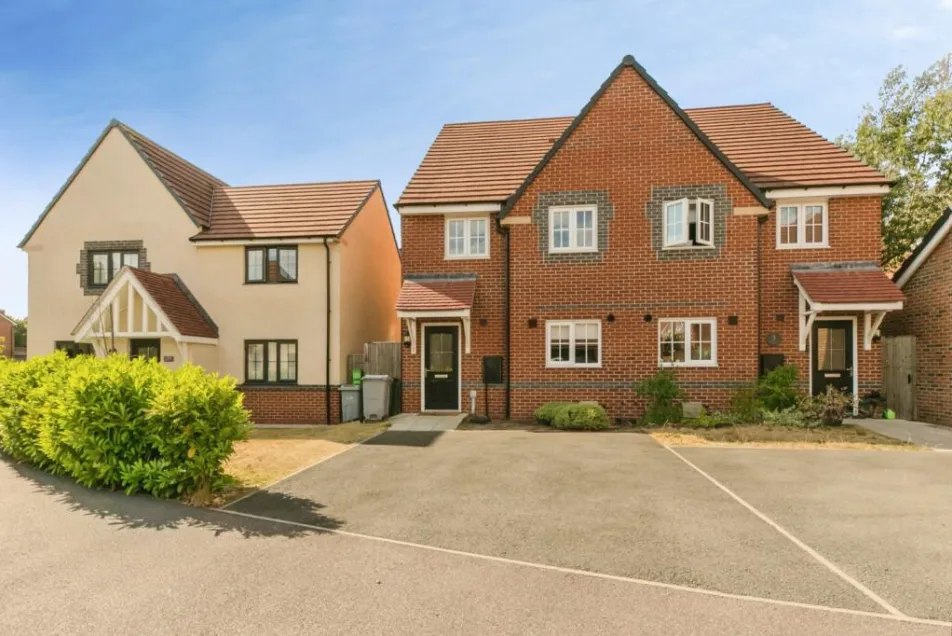 4 bed house to rent — White Wood Close, Sandbach