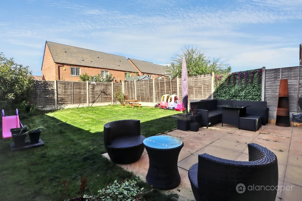 Harvest Way, Weddington, CV10, photo 17