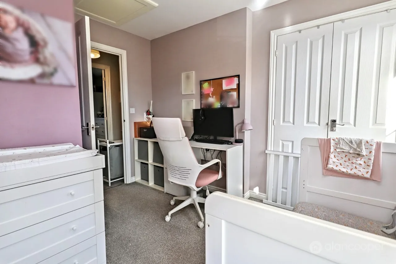 Harvest Way, Weddington, CV10, photo 13