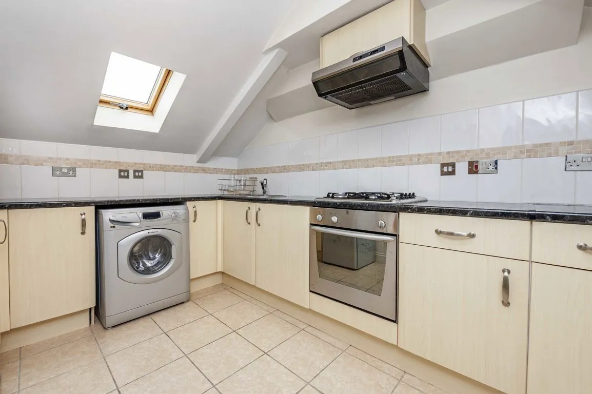 Ballater Road, SW2, photo 7