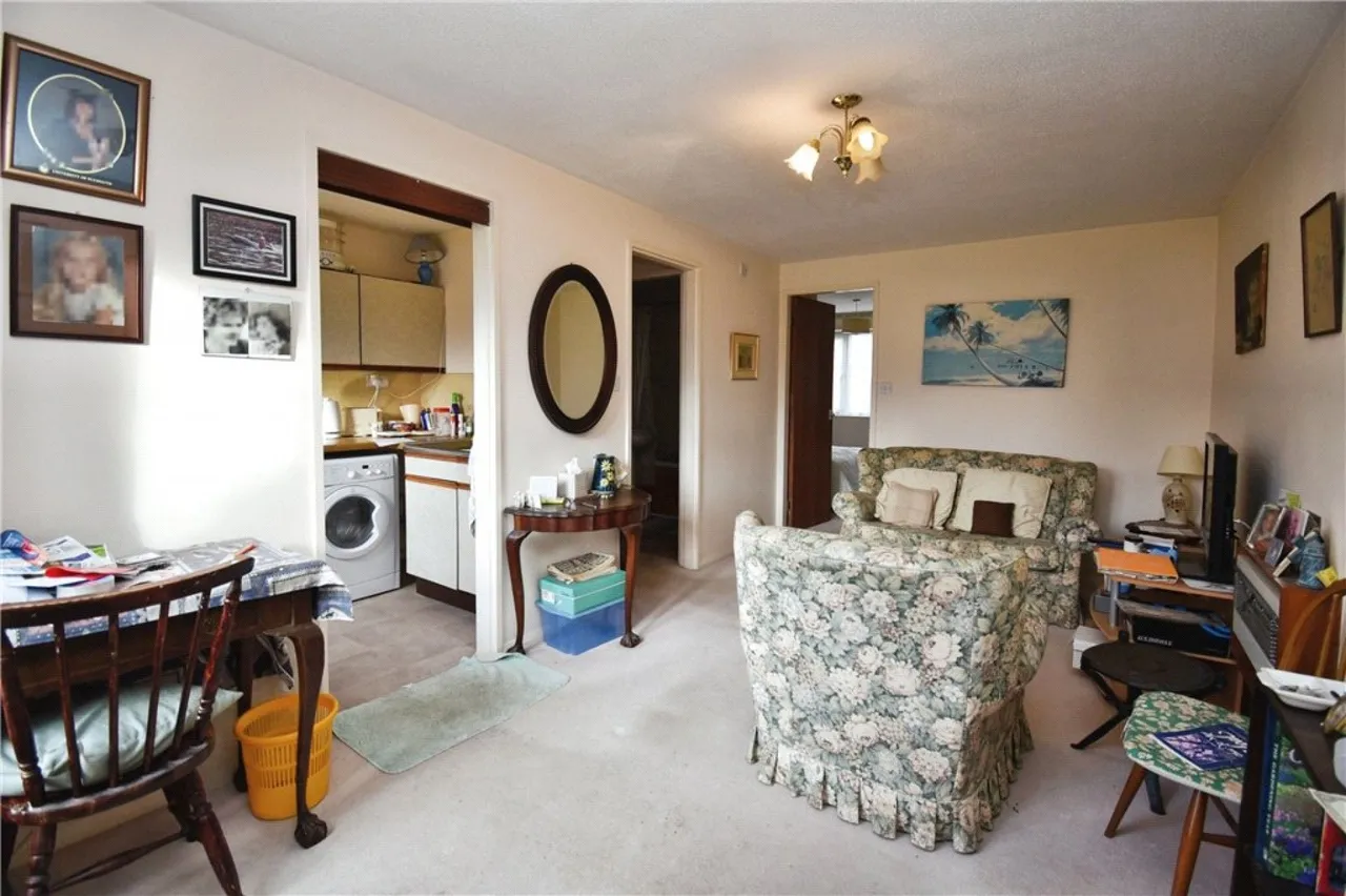 Greenwood Close, Romsey, SO51, photo 2