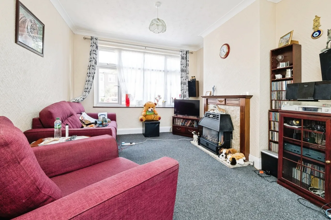 Winstead Gardens, Dagenham, Essex, RM10, photo 11