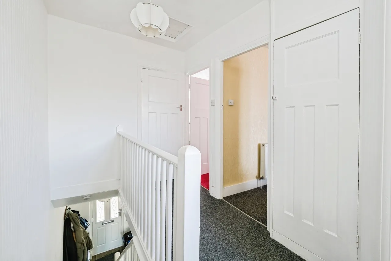 Winstead Gardens, Dagenham, Essex, RM10, photo 15