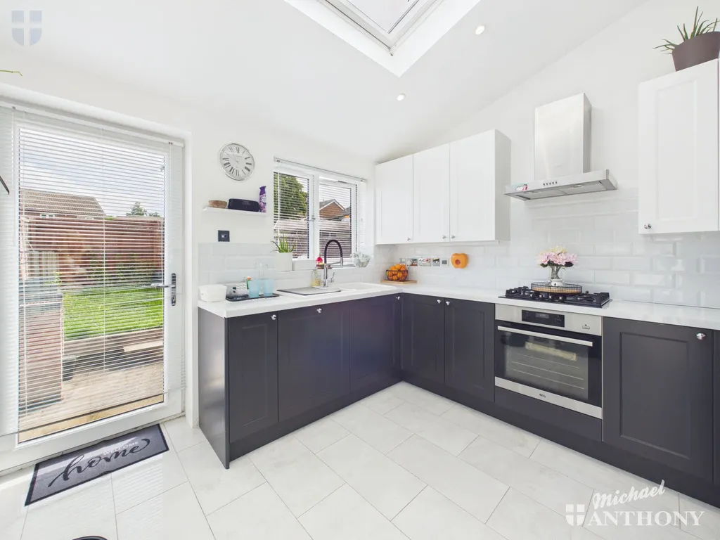 Parrot Close, Aylesbury, HP21 8UU, photo 10