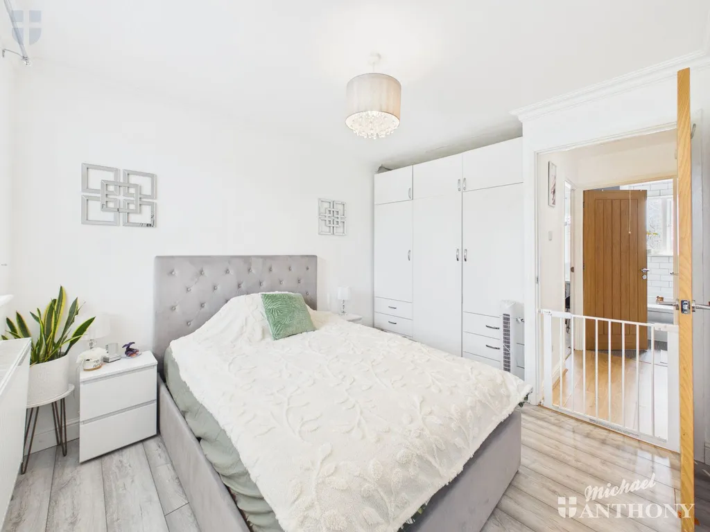Parrot Close, Aylesbury, HP21 8UU, photo 5